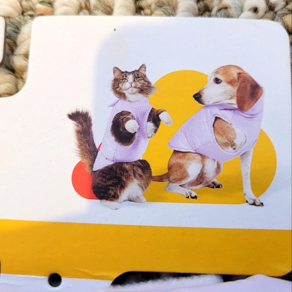 Boots & Barkley Dog/Cat Puffer Vest - Picture 8 of 8